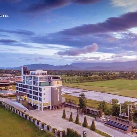 SR Residence Hotel Phetchabun Eksteriør billede